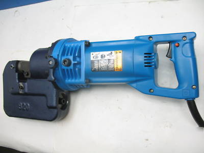 Hougen-ogura electro-hydraulic hole puncher + 39 dies