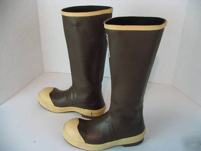 Industrial servus neoprene steel toe boots sz 8 