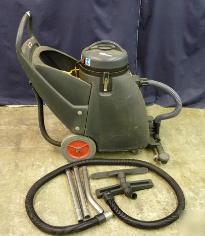 Viper SN18WD shovelnose wet/dry 18 gal vacuum