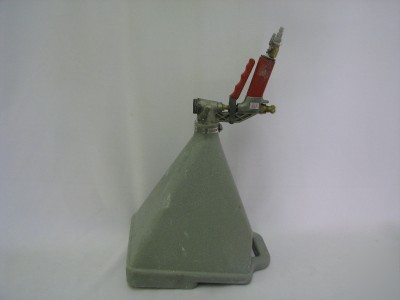 Wal-board tools hopper sprayer gun