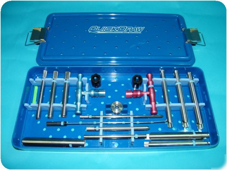 Quickdraw bone harvestor surgical instrument set 