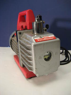 Robinair 15500 vacumaster 5 cfm vacuum pump 2 stage 