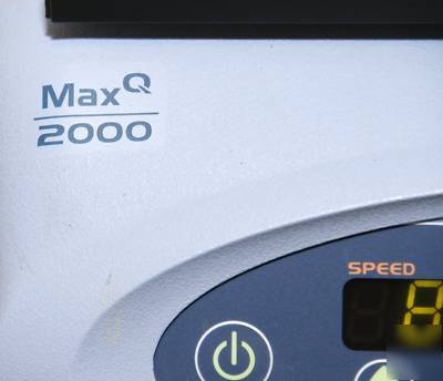 J kem max q 2000 incubated shaker & temp controller