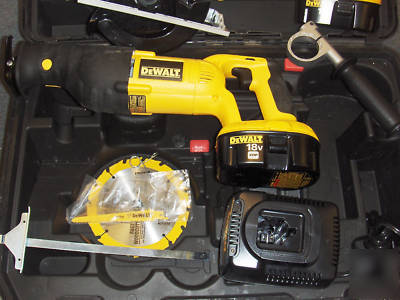 New 4 piece dewalt DC4PAKA,DC390,DC385,DC920,DW919,case