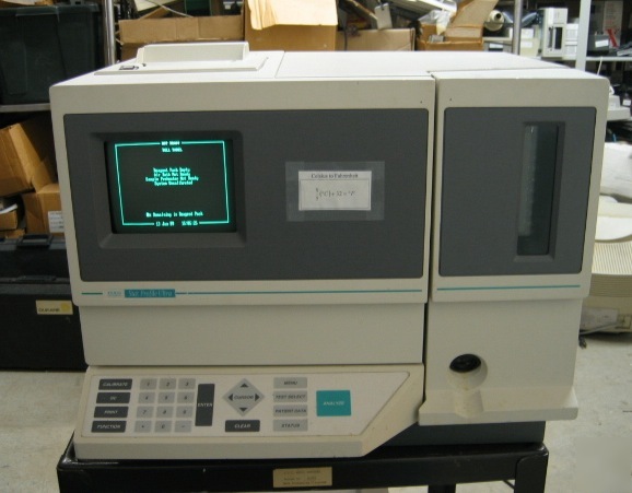 Nova stat pro whole-blood benchtop chemical analyzer 