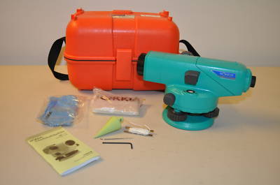 Sokkia C330 automatic level w/case - mint #10312002
