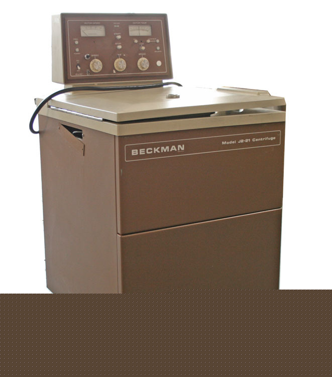 Beckamn J2-21 refrigerated high speed lab centrifuge