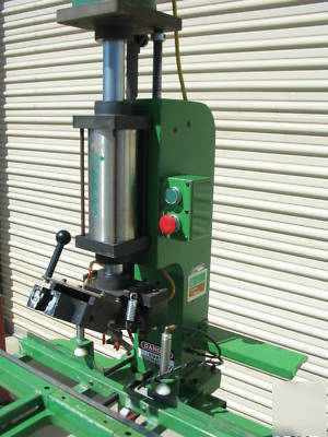 Grass hinge drill and press- nice - blum