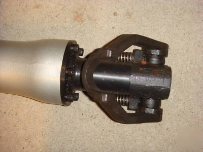 Makita HM1304B 35LB. demoliton hammer breaker