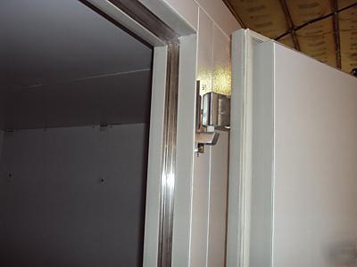 New 10X12X7'6