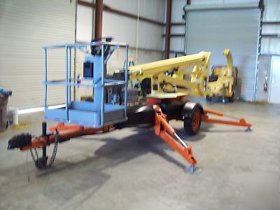 New jlg T350,41' lift,06,219 hours,painted, batteries
