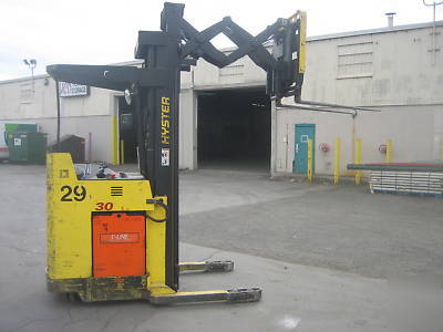 Hyster forklift 2000 deepreach truck ,3000# 251