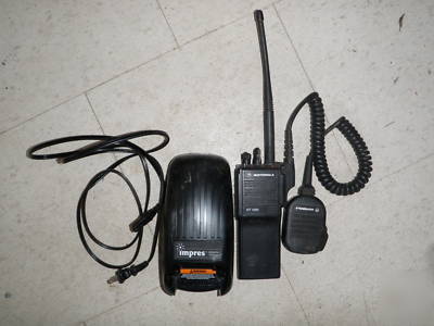 Mint motorola ht 1000 hand held radio