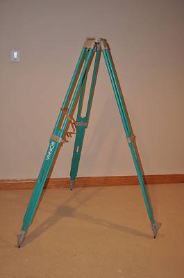 Sokkia wide-frame total station tripod 7512-50