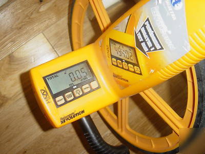 Trumeter measuremeter (distance measuring device)