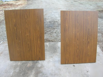 (4) commercial cafe/diner laminated wood grain tables
