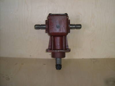 Major grass topper gear box ( t - shape )