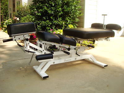 Chiropractic flexion table with drops by f&b