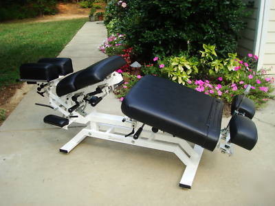 Chiropractic flexion table with drops by f&b