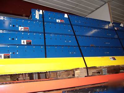Versa brand lineshaft driven live roller conveyor 
