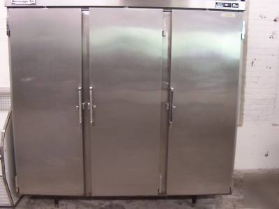 Bevair e series 3 door cooler/refrigerator
