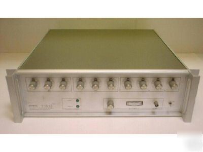 Programmable 160 mhz frequency synthesizer