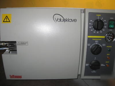 Tuttnauer 1730 valueklave mkv (sterilizer/autoclave) 
