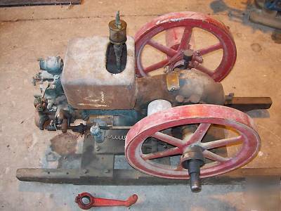 International gas/kerosene m 1 1/2 hp hit & miss engine