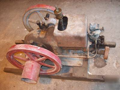 International gas/kerosene m 1 1/2 hp hit & miss engine