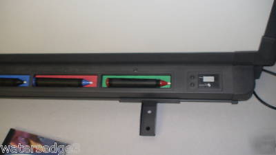 Smart board w/ carrying case in excellent condition 