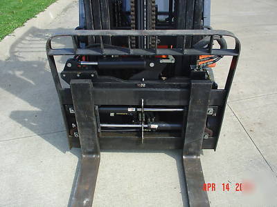 2005 toyota 6500# capacity lift only 3451 original hour