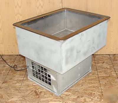 Atlas metal wcmd-2 remote refrigerated drop-in cabinet