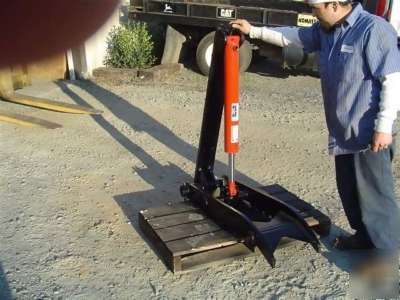 Hydraulic thumb, 12