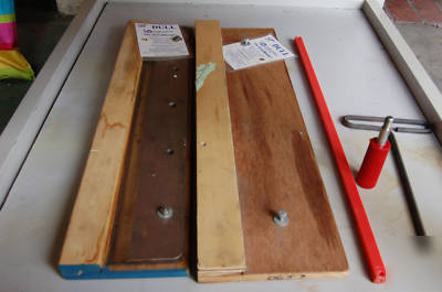 Triump 4810 semi-automatic paper cutter