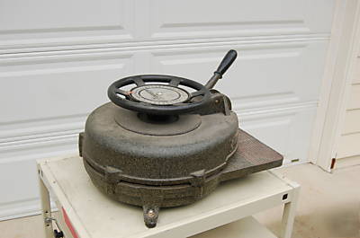 Diagraph cutting stencil marker stamping machine press