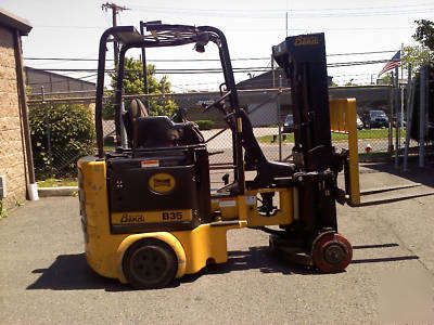 Bendi B35 articulating 3,500 lb 48 volt fork lift