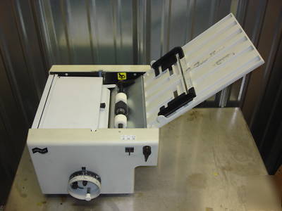 Hedman HF200 paper folder nice compact size