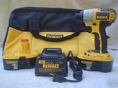 Dewalt DC825 18 volt impact,2 battery,charger,bag drill