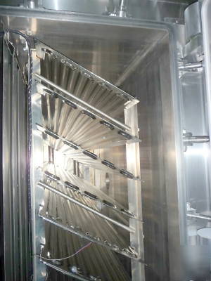 Hull lyophilizer/freeze dryer 140 sq. ft.