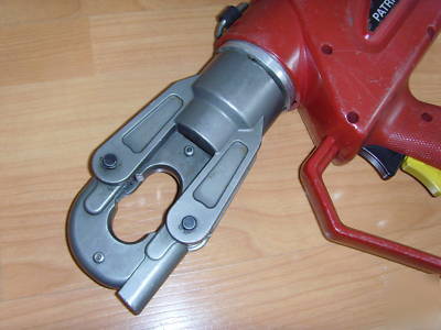 Burndy battery hydraulic crimper, 6 ton, PAT600-18V 