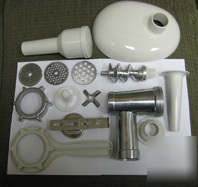 Maverick meat grinder MM5501 # 8 grind head, 575 watt