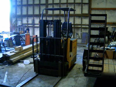 Yale 5000LB electric forklift.