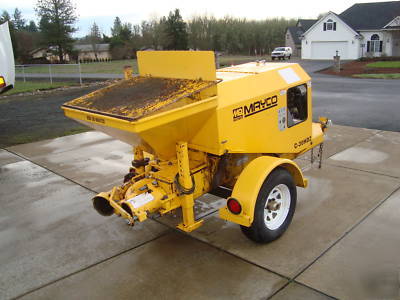 2005 mayco HD30 concrete pump