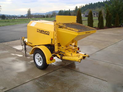 2005 mayco HD30 concrete pump