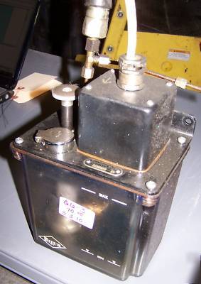 Bijur automatic lubrication oil pump # D2988, series N0