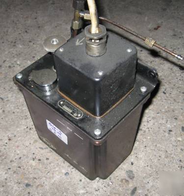 Bijur automatic lubrication oil pump # D2988, series N0
