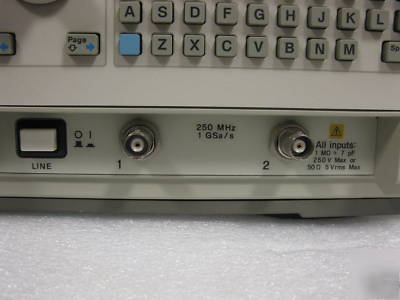 Hp 166AS logic analyzer / oscilloscope 136 channel 