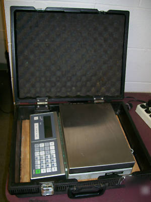 Mettler toledo SM15000 lab balance scale with cal cert.