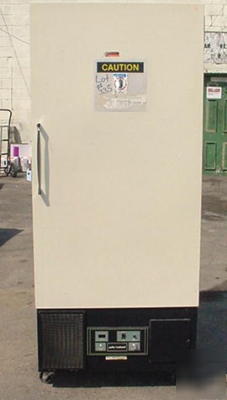 Commercial freezer / hazard-biohazard lab line