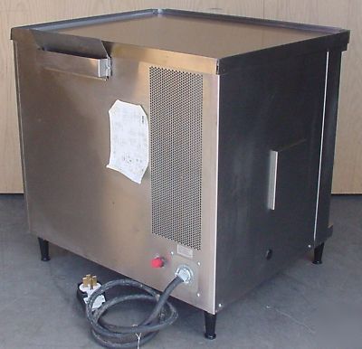 Blodgett half size electric convection cooking oven